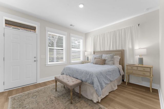 422 Katies Scenic Court, Charleston, SC 29492