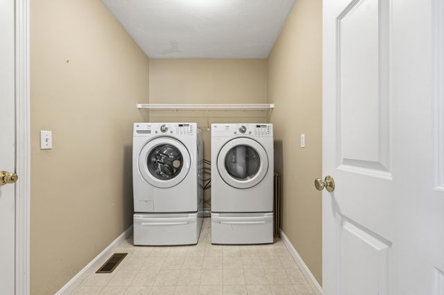 9 Rock Marsh Road UNIT B, Wareham, MA 02571