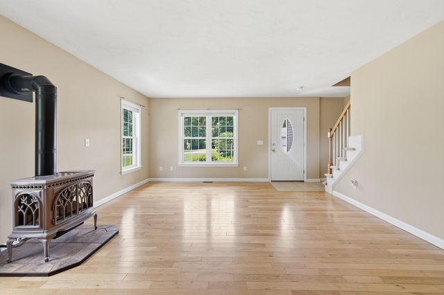 9 Rock Marsh Road UNIT B, Wareham, MA 02571