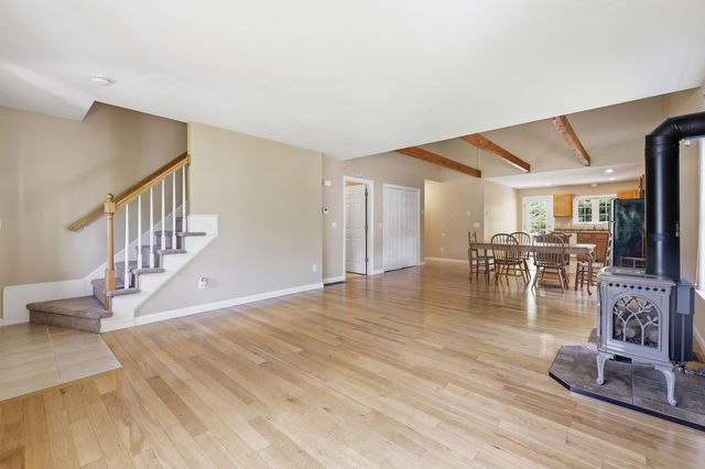 9 Rock Marsh Road UNIT B, Wareham, MA 02571