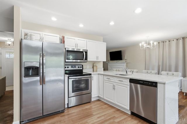 2484 Wingham Drive, Green Twp, OH 45238