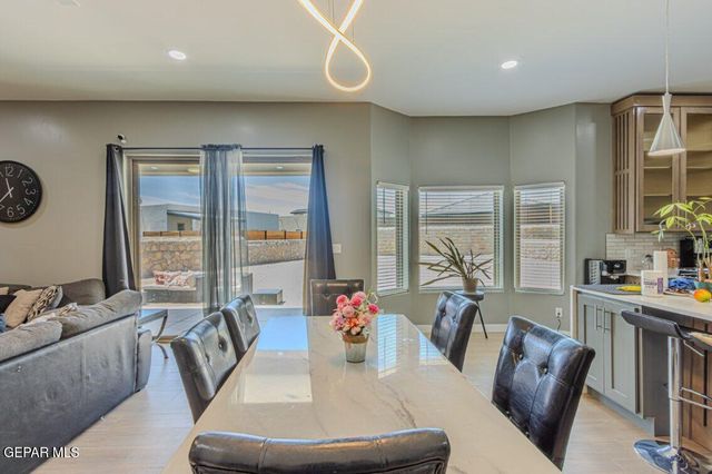 243 EMERALD STONE Lane, Horizon City, TX 79928