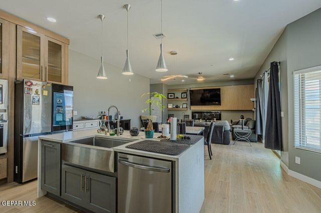 243 EMERALD STONE Lane, Horizon City, TX 79928