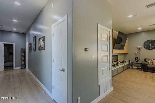243 EMERALD STONE Lane, Horizon City, TX 79928