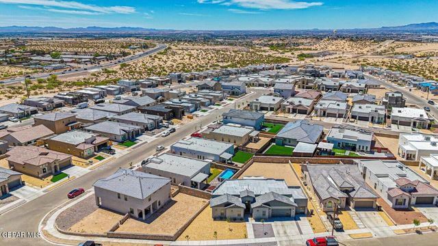 243 EMERALD STONE Lane, Horizon City, TX 79928