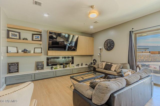 243 EMERALD STONE Lane, Horizon City, TX 79928