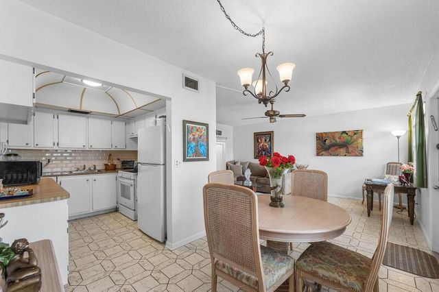 4019 CAMBRIDGE A, Deerfield Beach, FL 33442