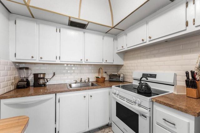 4019 CAMBRIDGE A, Deerfield Beach, FL 33442