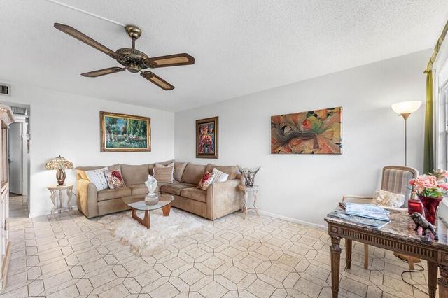 4019 CAMBRIDGE A, Deerfield Beach, FL 33442
