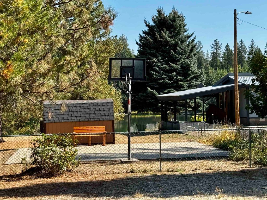 XXX N LAKESIDE DR Dr, Chattaroy, WA 99009 photo 10