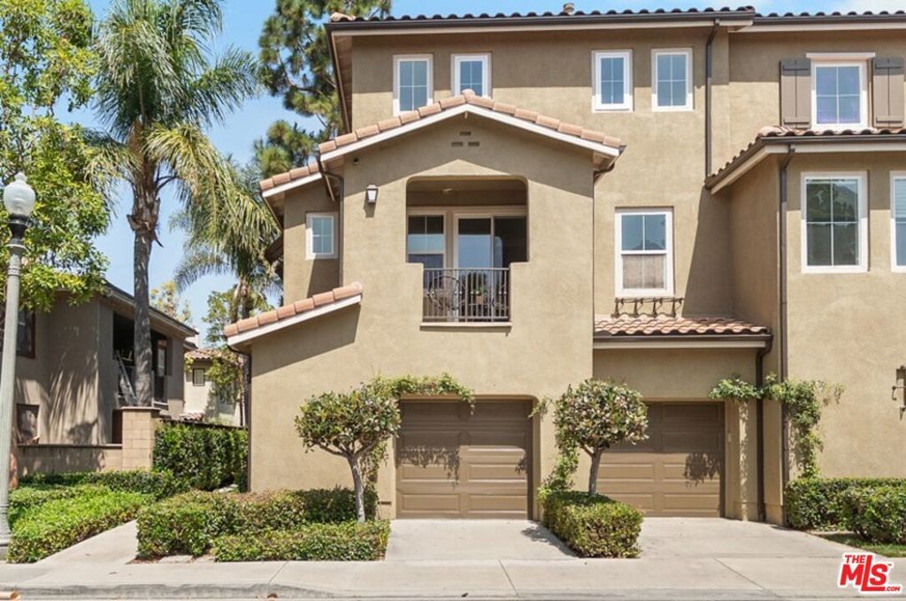 270 Lockford, Irvine, CA 92602 — exterior
