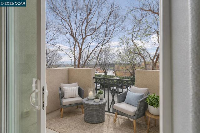 207 Heligan Ln. 8, Livermore, CA 94551