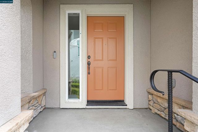 207 Heligan Ln. 8, Livermore, CA 94551