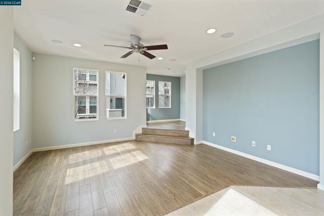 207 Heligan Ln. 8, Livermore, CA 94551