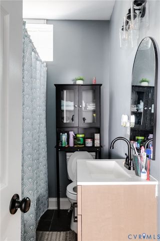 3 N Daisy Ave, Highland Springs, VA 23075