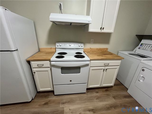 3 N Daisy Ave, Highland Springs, VA 23075