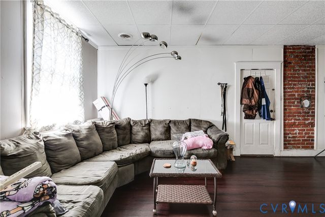 3 N Daisy Ave, Highland Springs, VA 23075