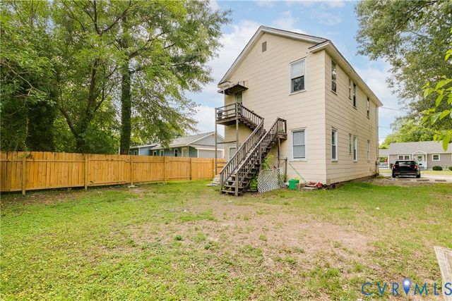 3 N Daisy Ave, Highland Springs, VA 23075