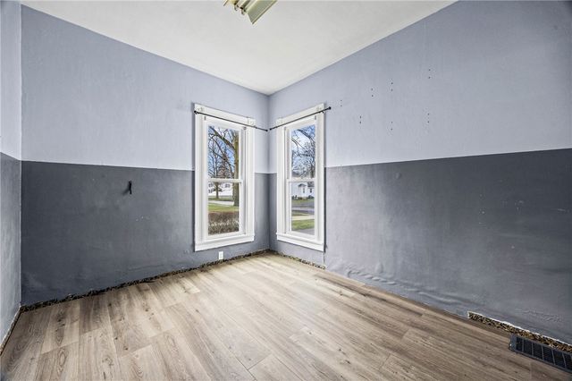 213 Highland Avenue, Shelby, NY 14103