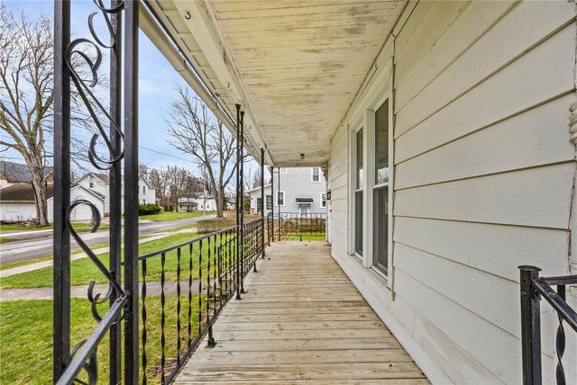 213 Highland Avenue, Shelby, NY 14103