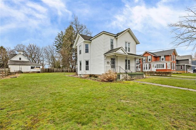 213 Highland Avenue, Shelby, NY 14103