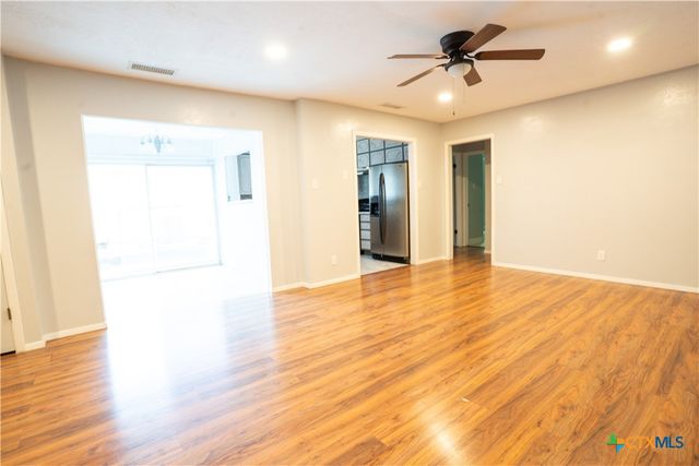 1207 Wales Drive, Killeen, TX 76549