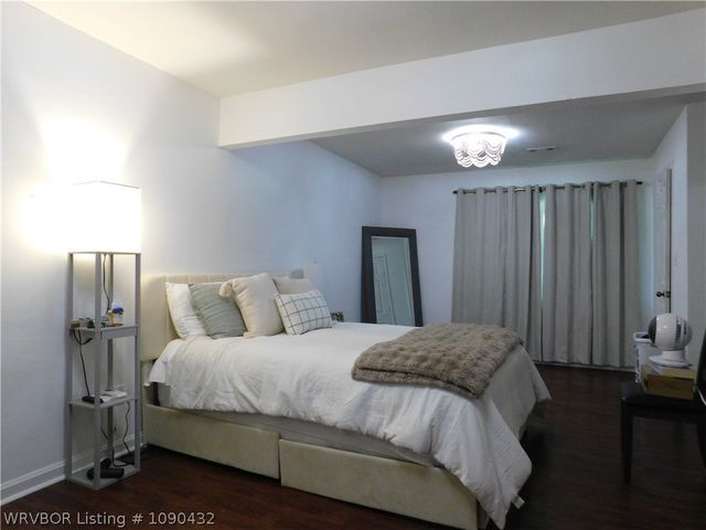 1104 N 49th Street, Fort Smith, AR 72904