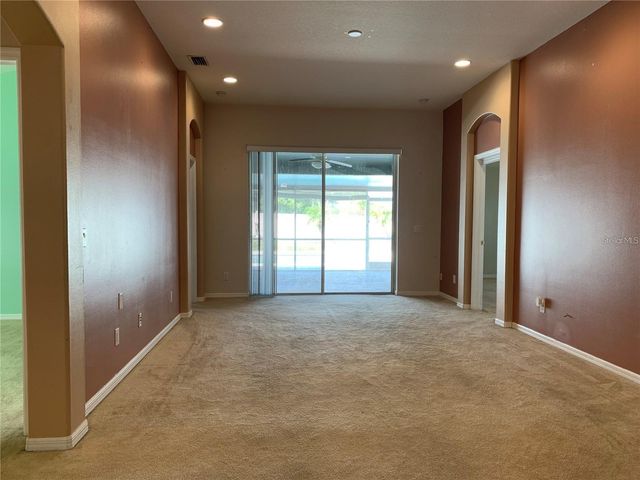 4211 HARTFORD LAKE DRIVE, Tampa, FL 33619