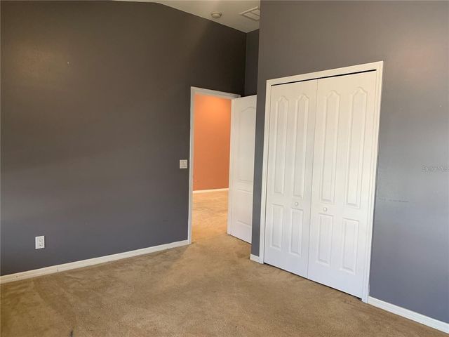4211 HARTFORD LAKE DRIVE, Tampa, FL 33619