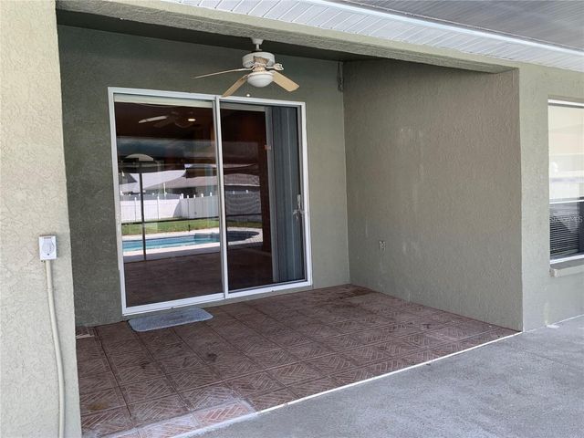 4211 HARTFORD LAKE DRIVE, Tampa, FL 33619