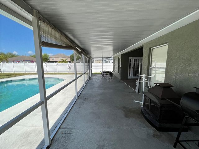 4211 HARTFORD LAKE DRIVE, Tampa, FL 33619