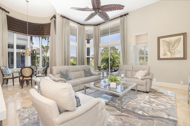 624 Hermitage Circle, Palm Beach Gardens, FL 33410