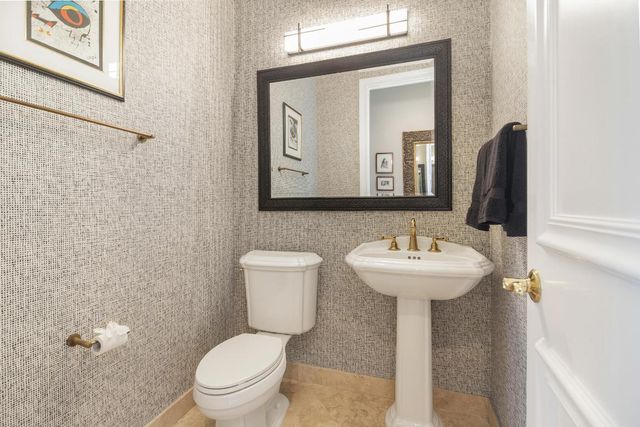 624 Hermitage Circle, Palm Beach Gardens, FL 33410