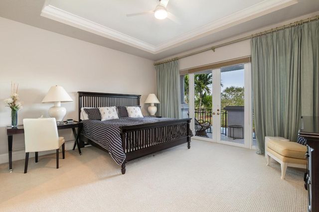 624 Hermitage Circle, Palm Beach Gardens, FL 33410