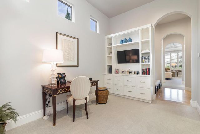 624 Hermitage Circle, Palm Beach Gardens, FL 33410