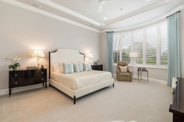 624 Hermitage Circle, Palm Beach Gardens, FL 33410