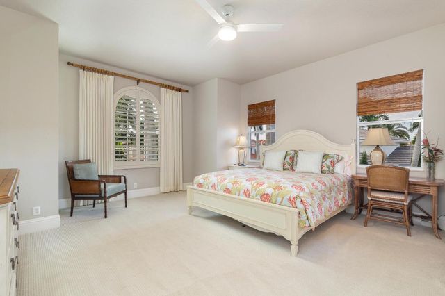 624 Hermitage Circle, Palm Beach Gardens, FL 33410