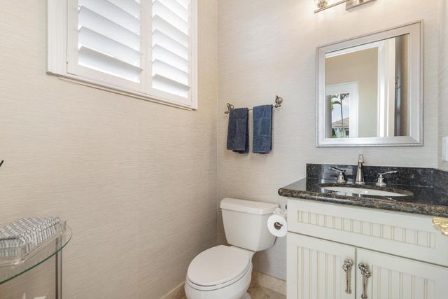 624 Hermitage Circle, Palm Beach Gardens, FL 33410