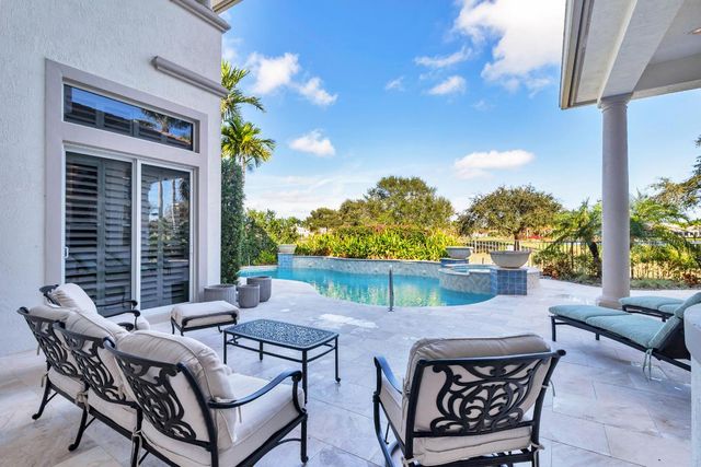 624 Hermitage Circle, Palm Beach Gardens, FL 33410