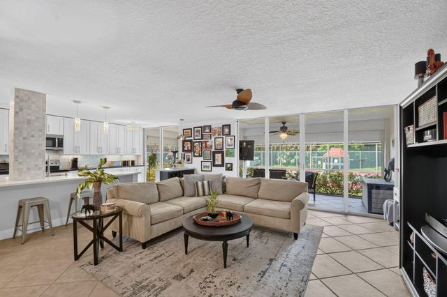 103 Half Moon Circle C1, Hypoluxo, FL 33462