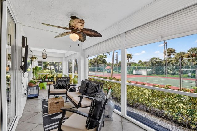 103 Half Moon Circle C1, Hypoluxo, FL 33462