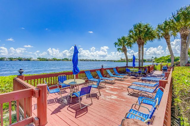 103 Half Moon Circle C1, Hypoluxo, FL 33462