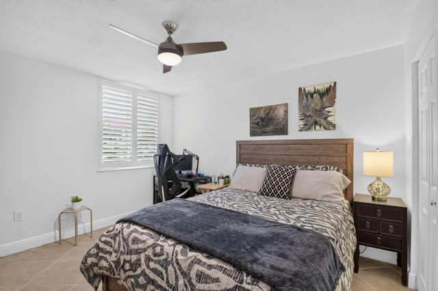 103 Half Moon Circle C1, Hypoluxo, FL 33462