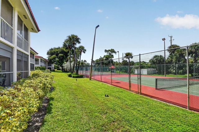 103 Half Moon Circle C1, Hypoluxo, FL 33462