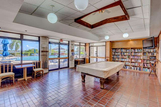 103 Half Moon Circle C1, Hypoluxo, FL 33462