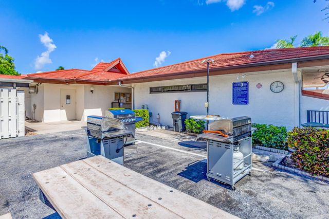103 Half Moon Circle C1, Hypoluxo, FL 33462