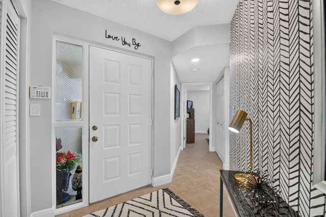 103 Half Moon Circle C1, Hypoluxo, FL 33462