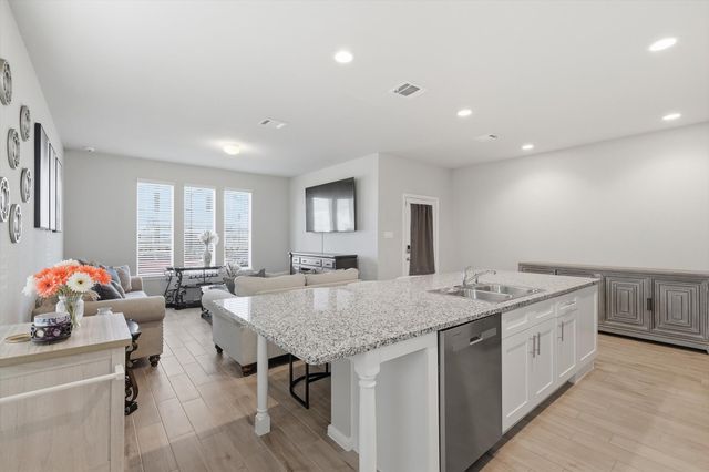 3445 Lake District Lane, Fort Worth, TX 76135