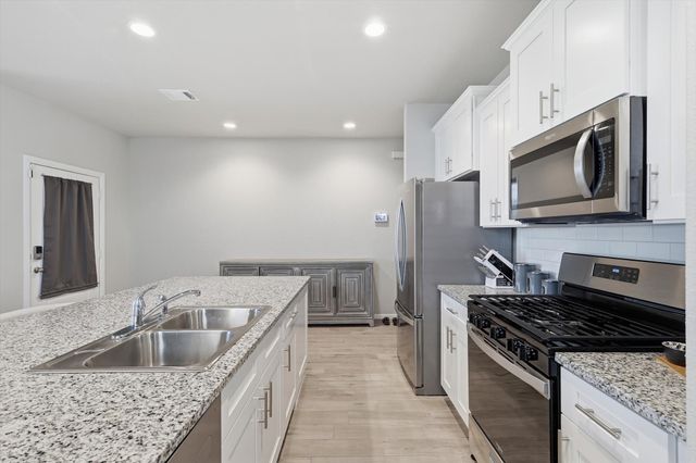 3445 Lake District Lane, Fort Worth, TX 76135