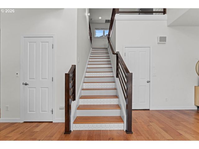 2531 Nw MARSDEN Pl, Portland, OR 97229